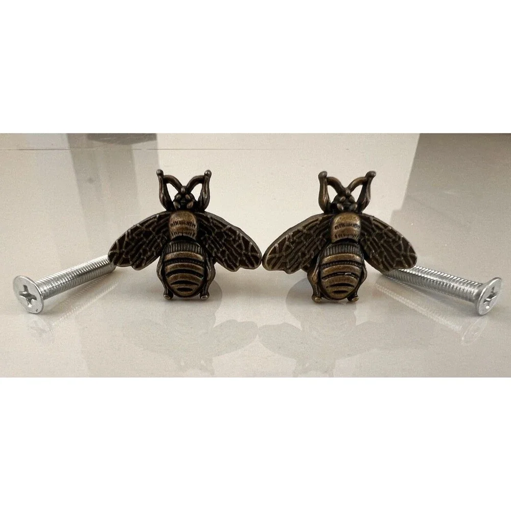 2-Piece Bumble Bee Alloy Cabinet Knobs Decorative Bronze Drawer & Dresser Pulls